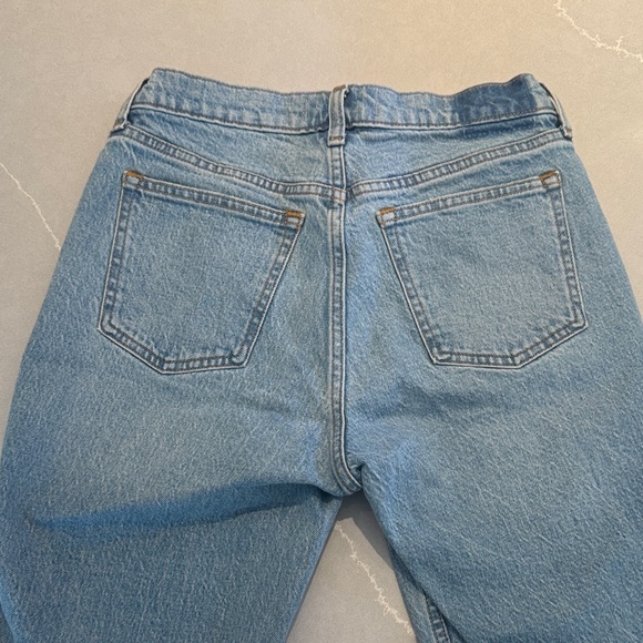 NWOT Abercrombie The 90’s Straight Mid Rise in Curve Love - Picture 3 of 5